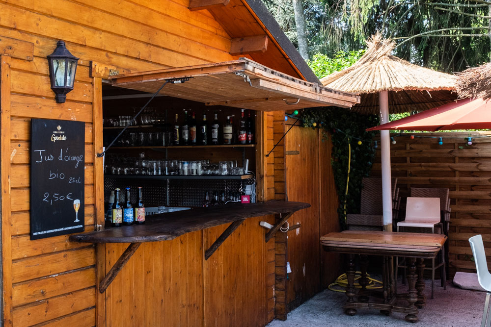 Le bar du camping, avec les bières locales.